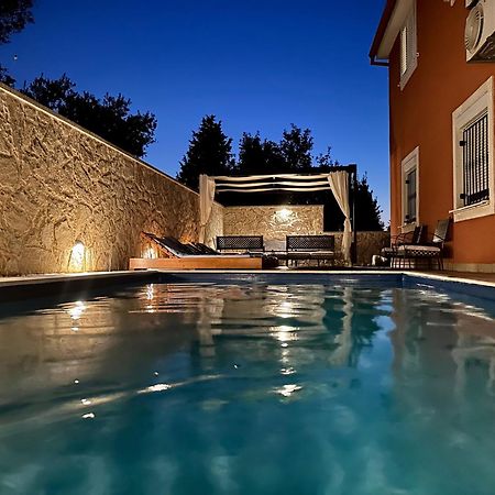 Duplex Apartment With Private Swimming Pool Preko Luaran gambar