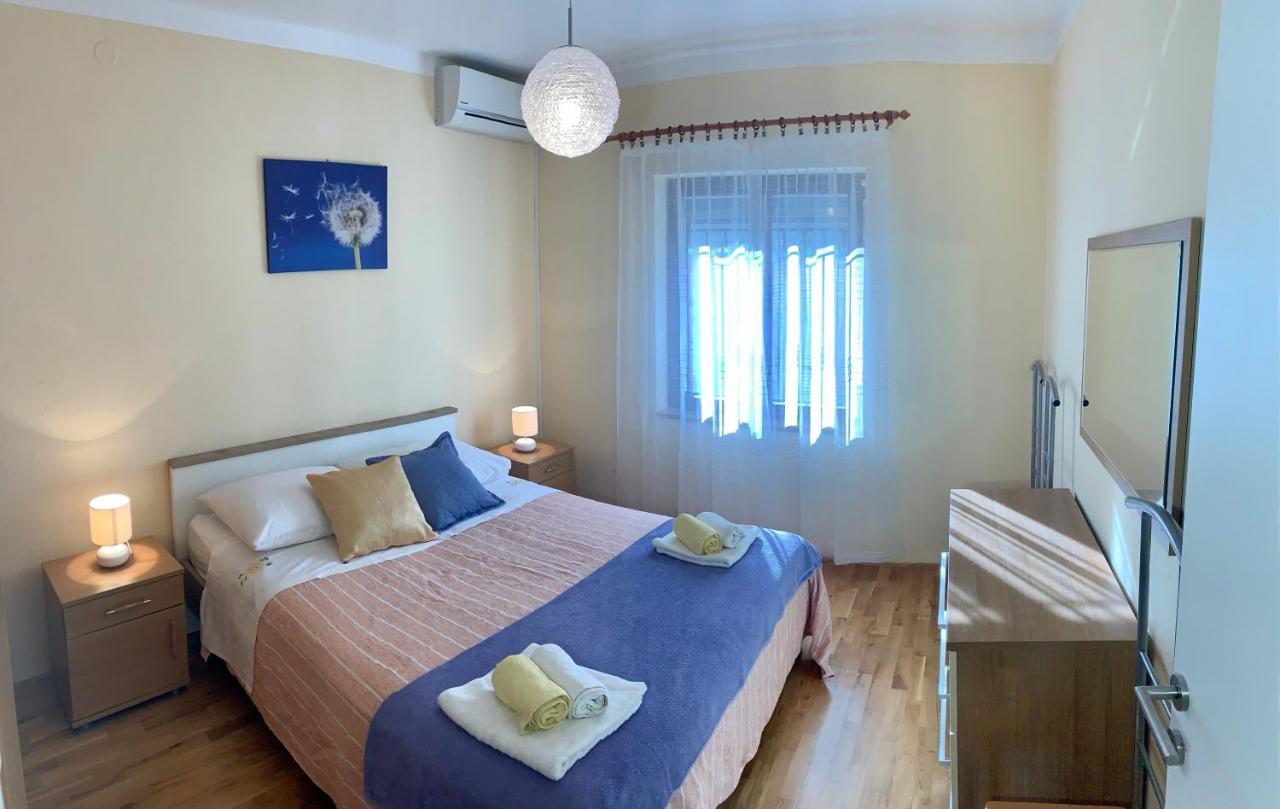 Duplex Apartment With Private Swimming Pool Preko Luaran gambar