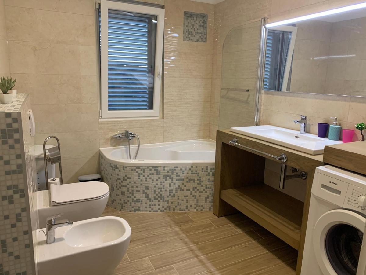 Duplex Apartment With Private Swimming Pool Preko Luaran gambar