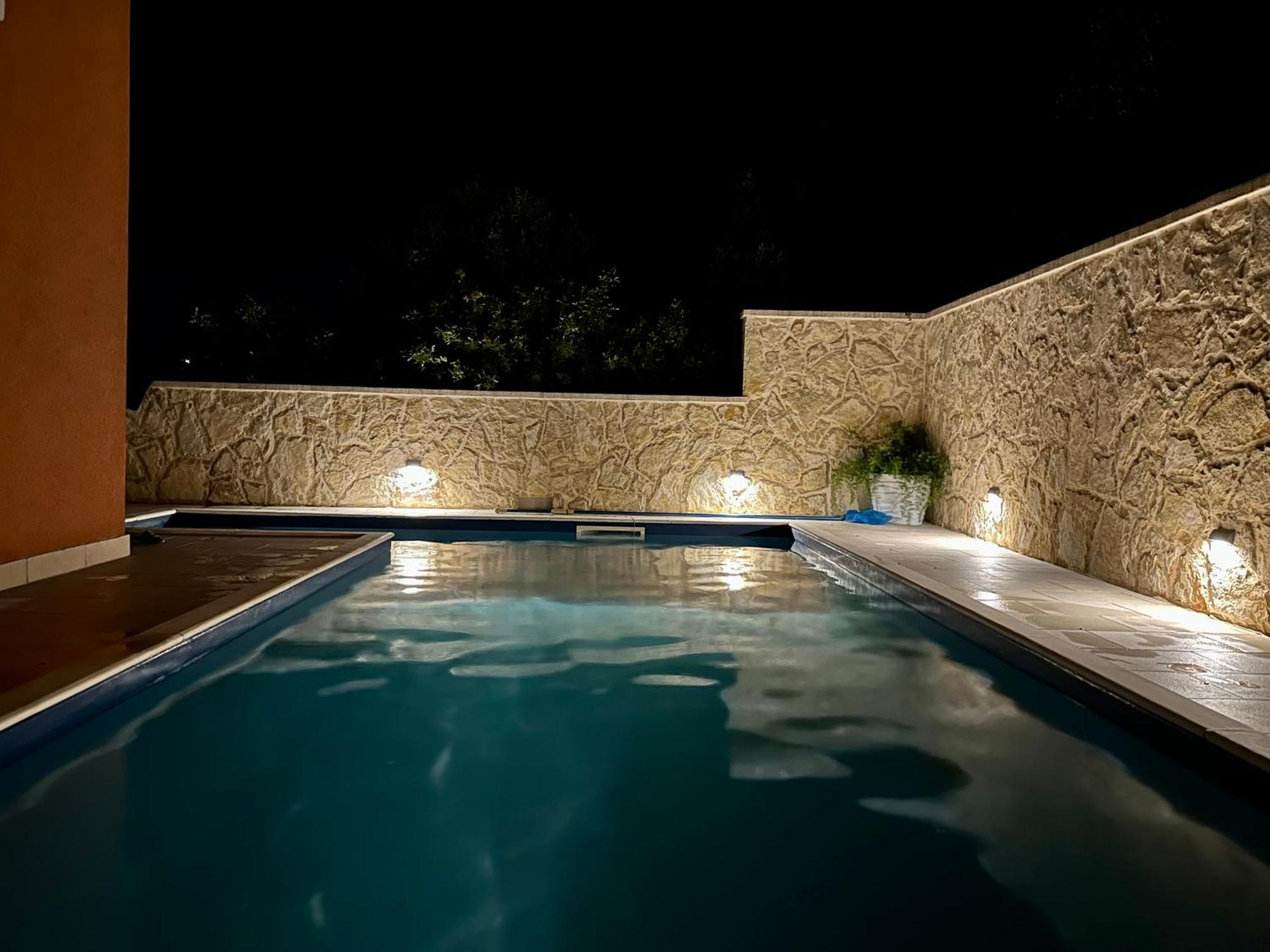 Duplex Apartment With Private Swimming Pool Preko Luaran gambar
