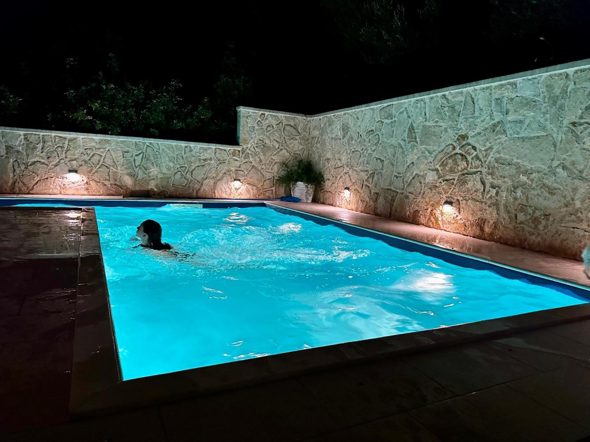 Duplex Apartment With Private Swimming Pool Preko Luaran gambar